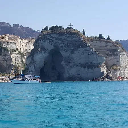 Vanity Tropea