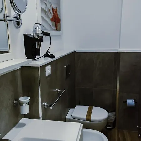 Vanity Bed & Breakfast Tropea