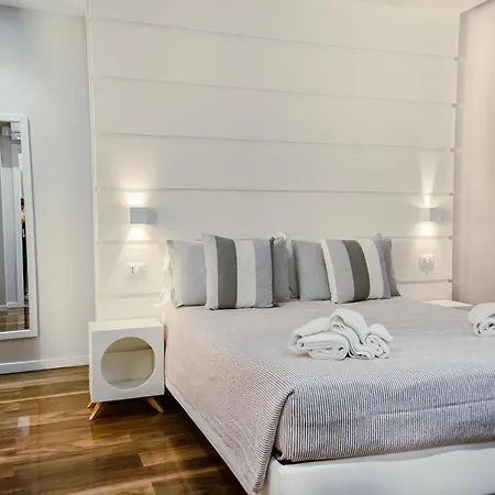 Bed & Breakfast Vanity