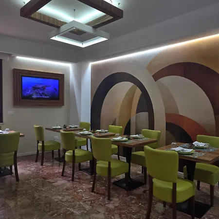 Vanity 4* טרופאה