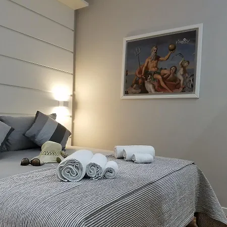 Vanity Bed & Breakfast 4*