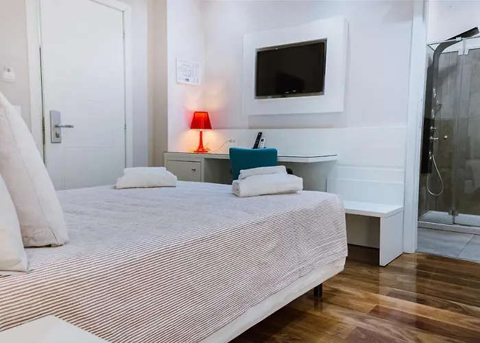 Bed & Breakfast Vanity 4*